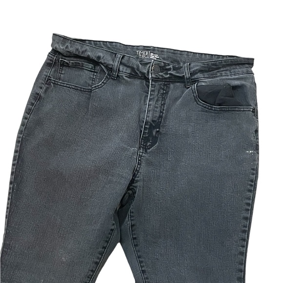 Time and Tru High Rise Skinny Black Jeans * Size 20P Petite * Faded Distressed - Picture 4 of 11